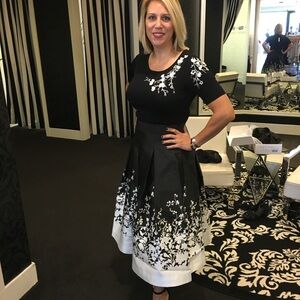 Black and White Floral skirt matching sweater White House Black market